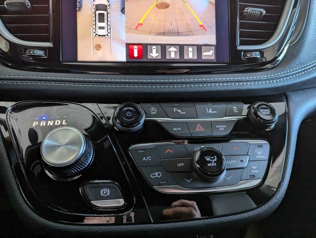 2026 Chrysler Pacifica PACIFICA SELECT AWD