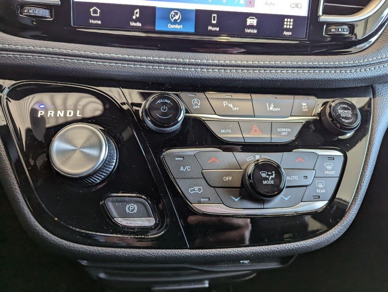 2026 Chrysler Pacifica PACIFICA SELECT AWD