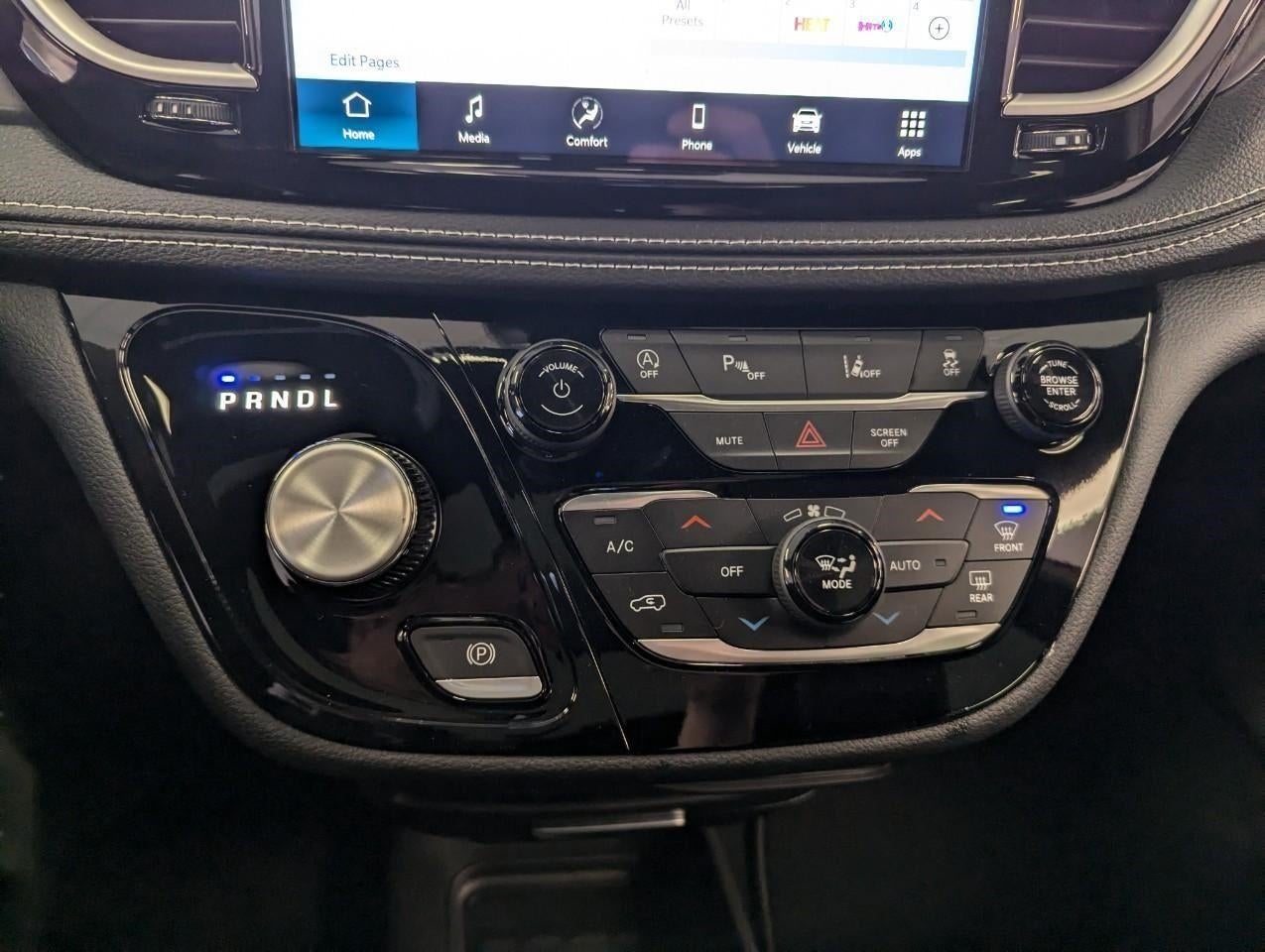 2026 Chrysler Pacifica PACIFICA SELECT AWD