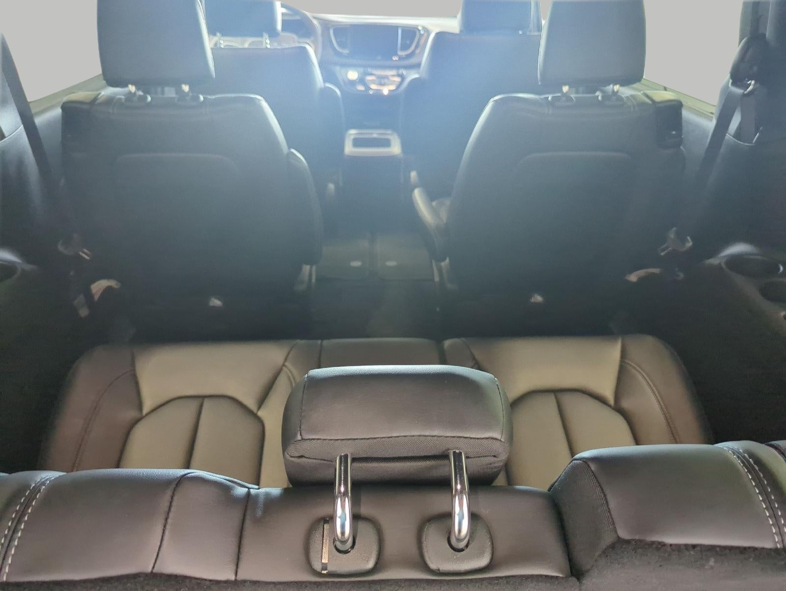 2026 Chrysler Pacifica Select AWD