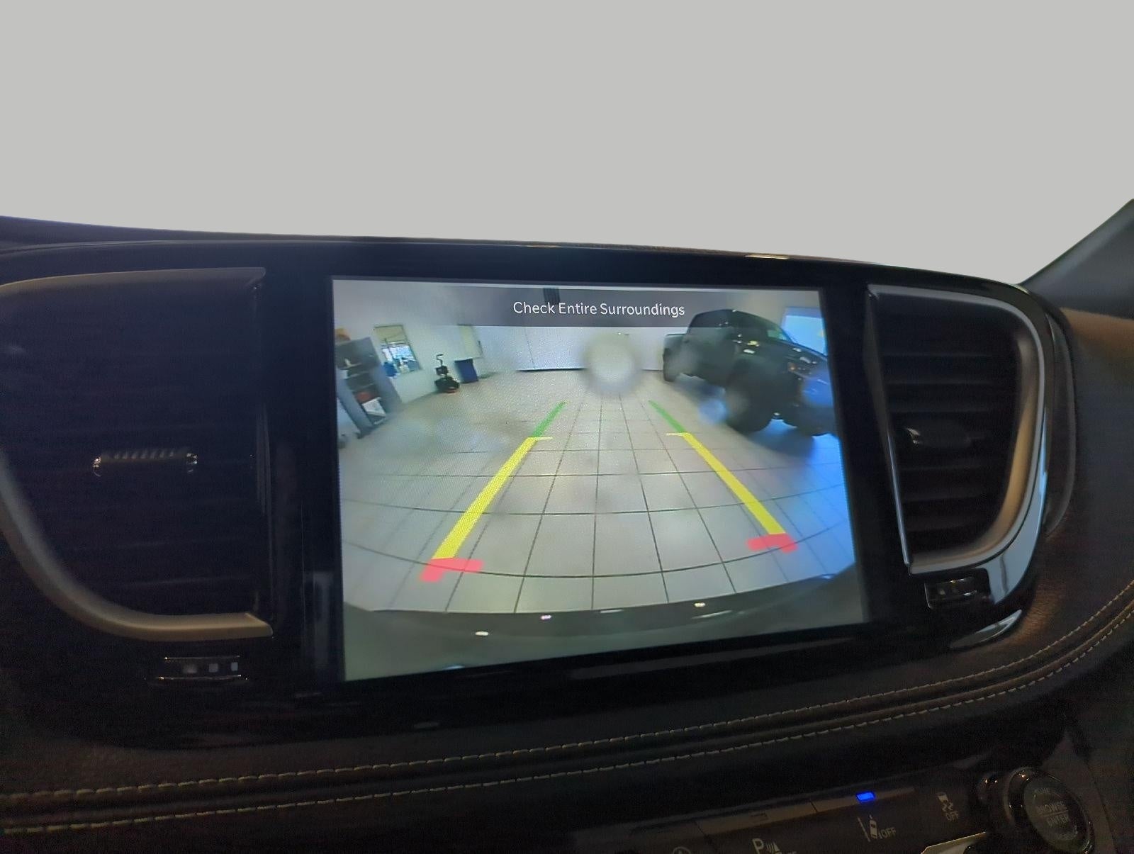 2027 Chrysler Pacifica PACIFICA SELECT AWD