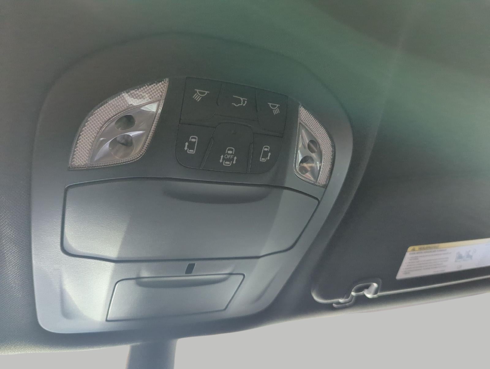 2027 Chrysler Pacifica PACIFICA SELECT AWD