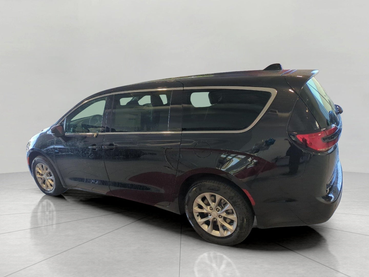 2027 Chrysler Pacifica PACIFICA SELECT AWD