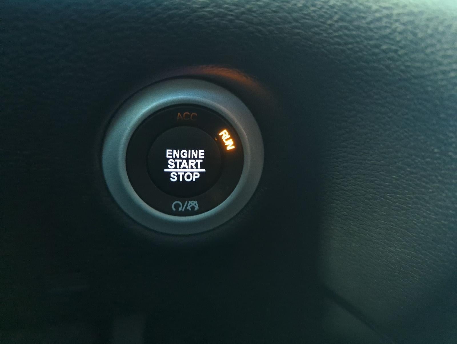 2027 Chrysler Pacifica PACIFICA SELECT AWD
