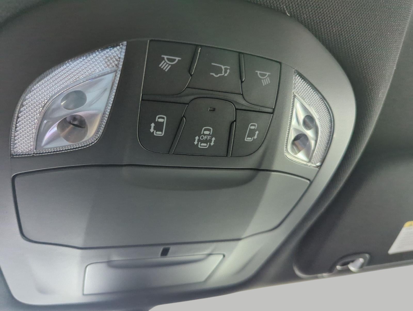 2027 Chrysler Pacifica PACIFICA SELECT AWD