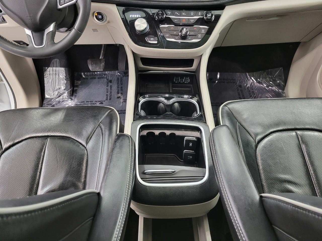 2022 Chrysler Pacifica Limited AWD