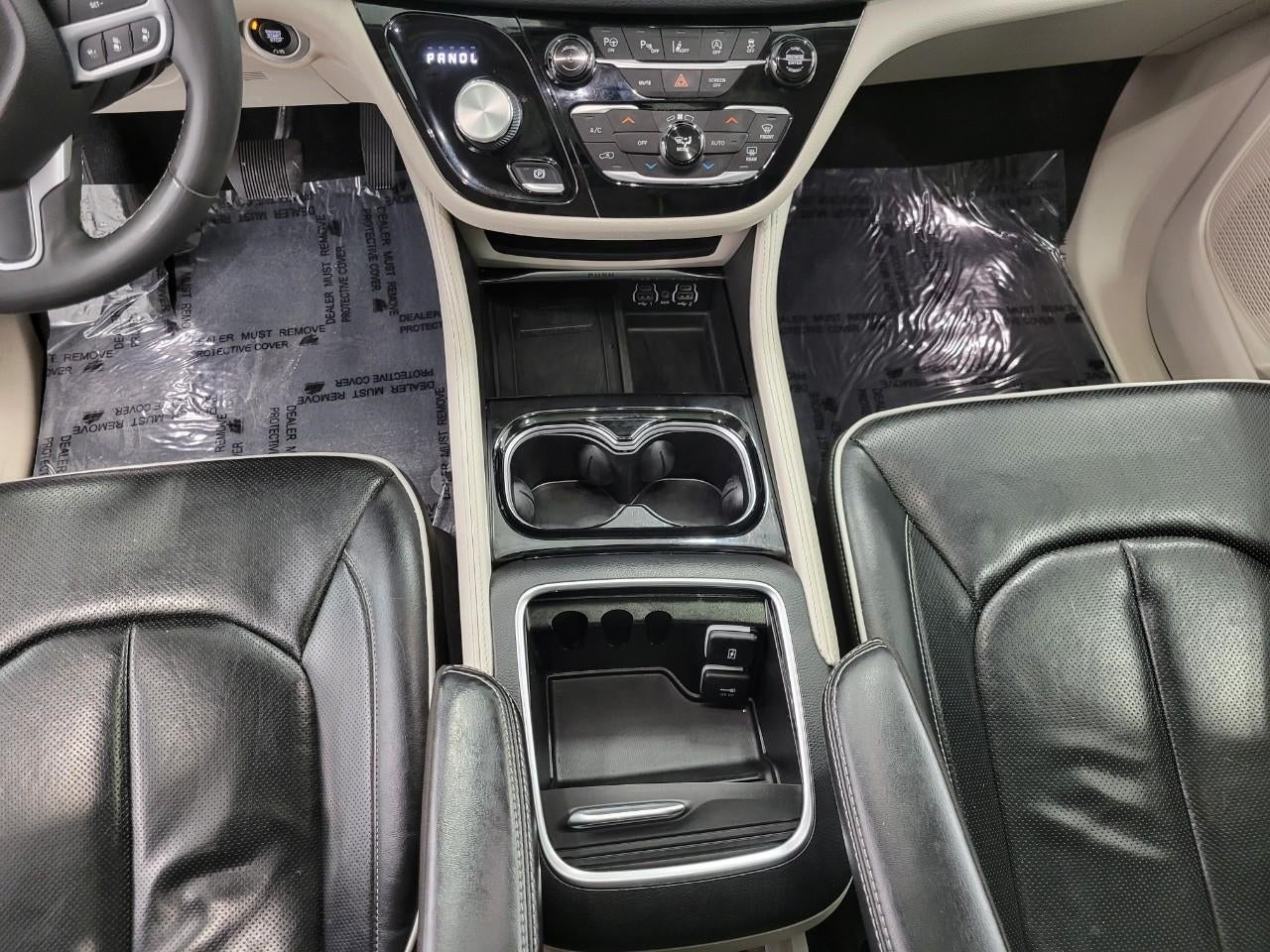 2022 Chrysler Pacifica Limited AWD