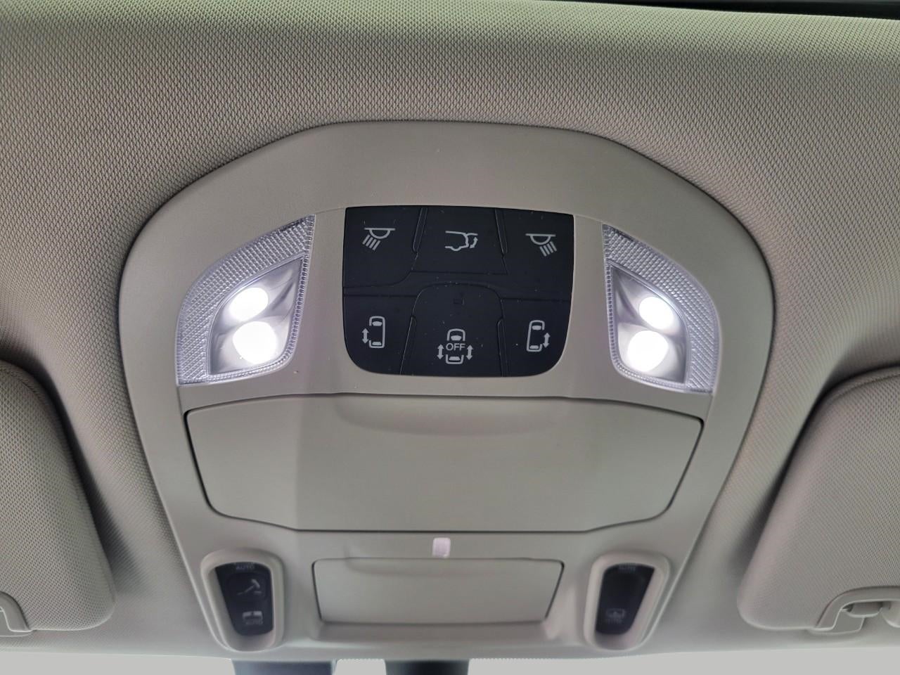 2022 Chrysler Pacifica Limited AWD