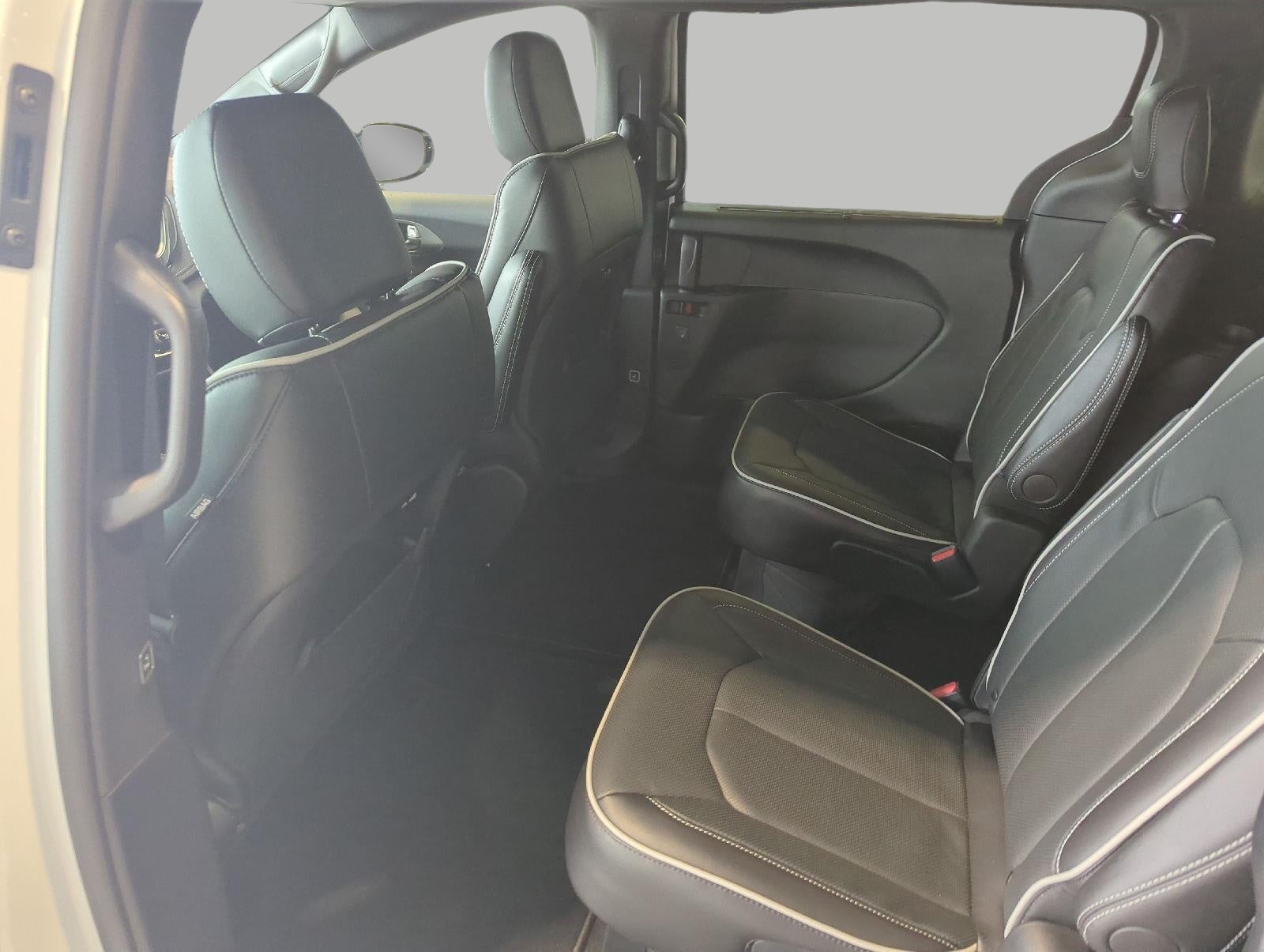 2027 Chrysler Pacifica PACIFICA LIMITED AWD
