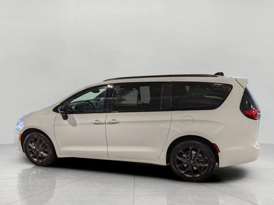 2026 Chrysler Pacifica PACIFICA LIMITED AWD