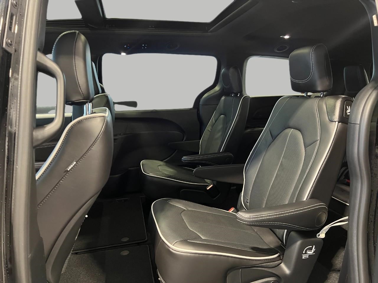 2026 Chrysler Pacifica PACIFICA LIMITED AWD