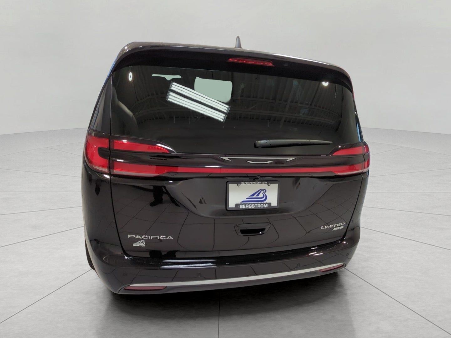 2027 Chrysler Pacifica PACIFICA LIMITED AWD