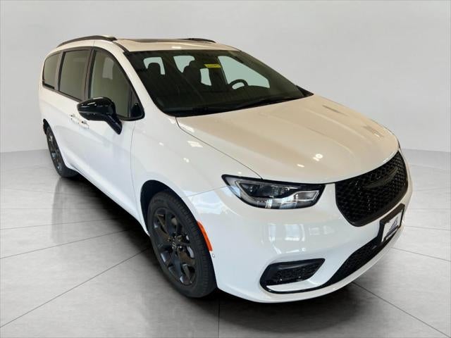2026 Chrysler Pacifica PACIFICA LIMITED AWD