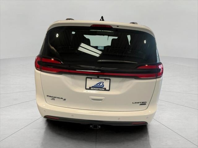 2026 Chrysler Pacifica PACIFICA LIMITED AWD