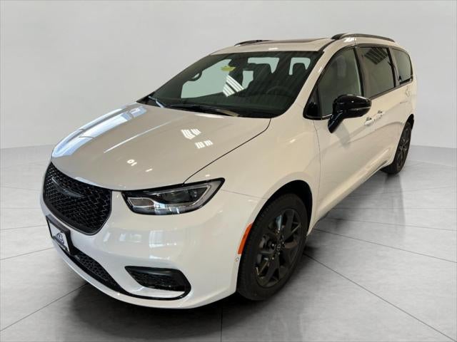 2026 Chrysler Pacifica PACIFICA LIMITED AWD