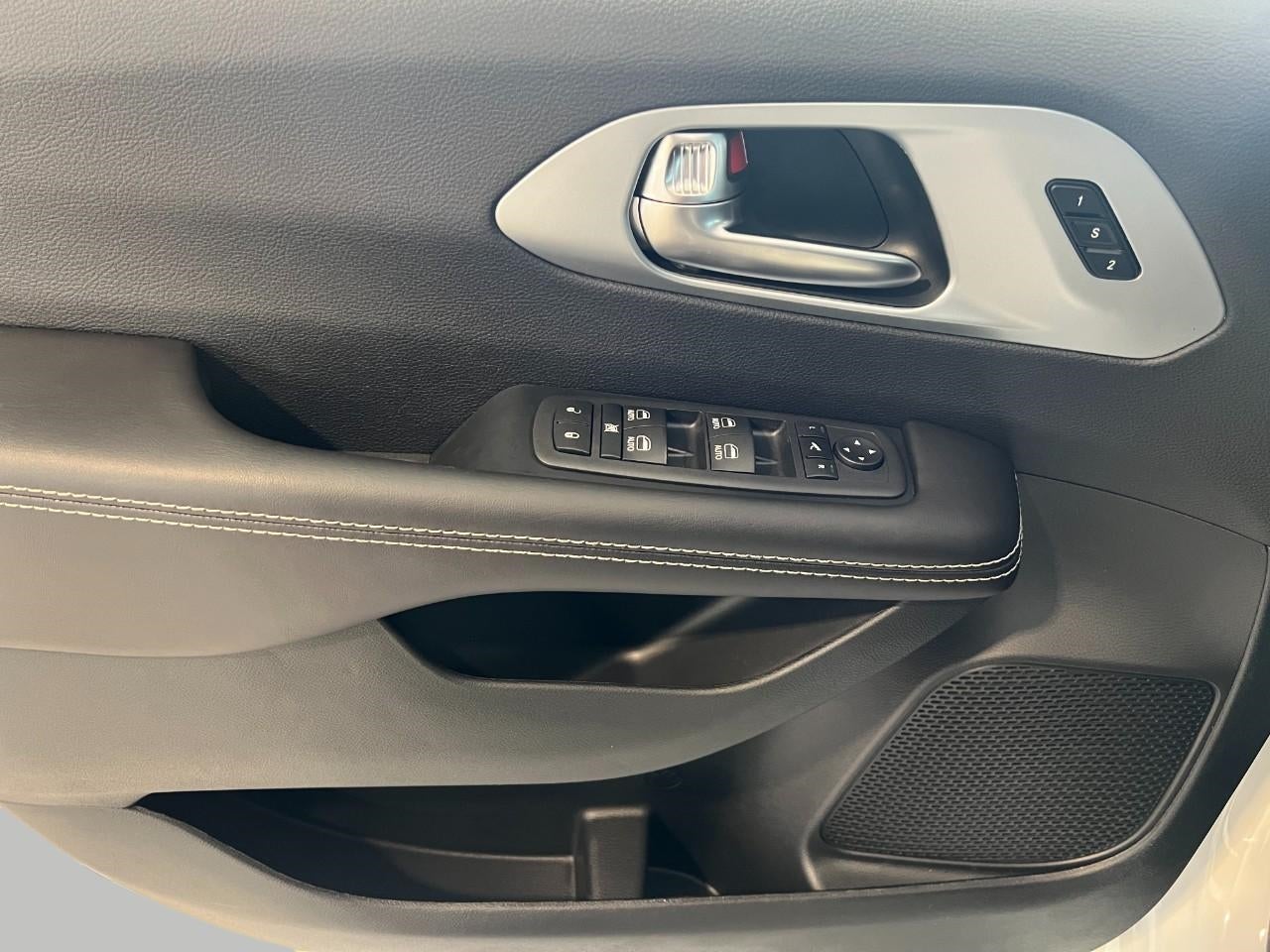 2026 Chrysler Pacifica PACIFICA LIMITED AWD