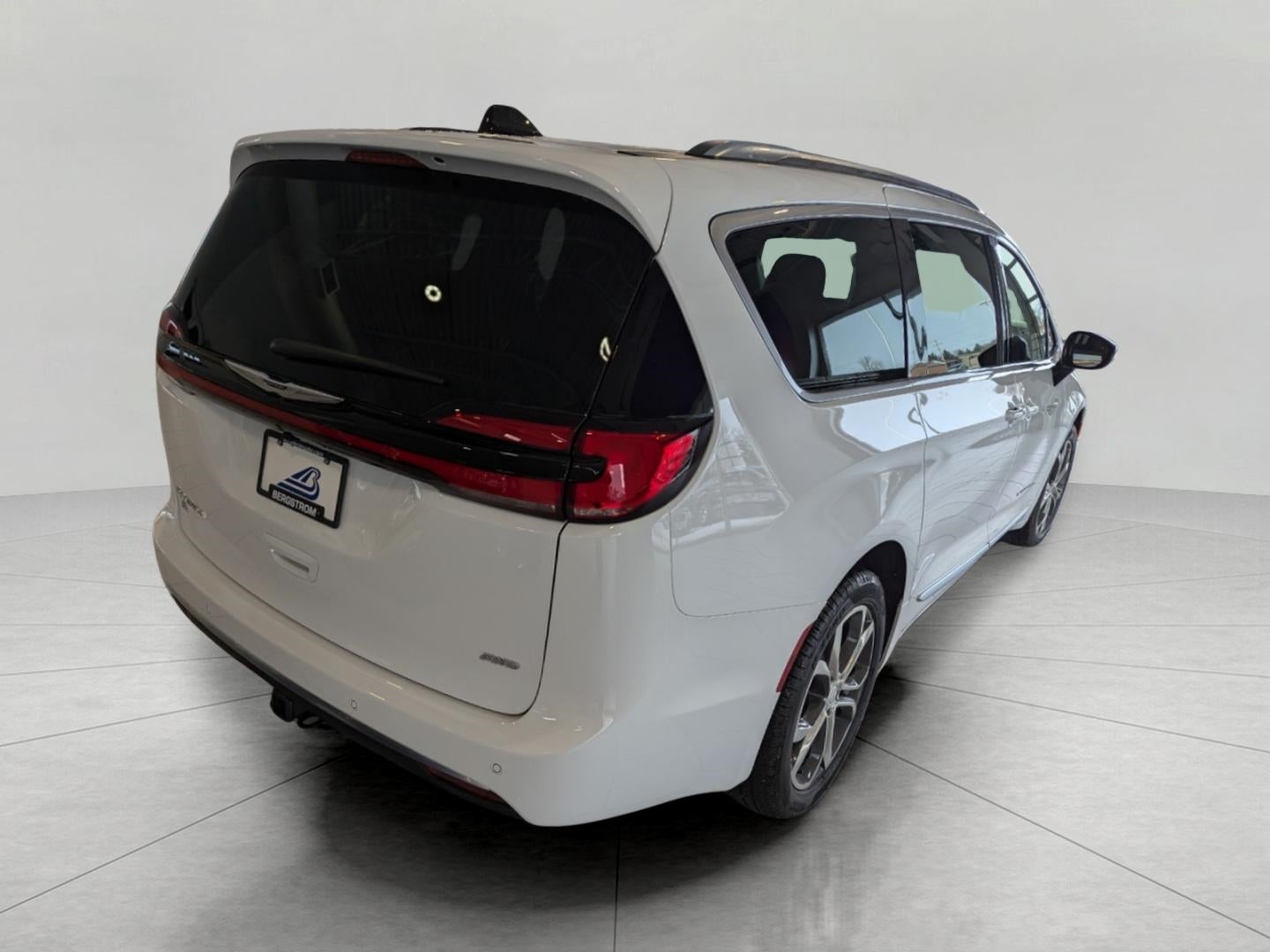 2026 Chrysler Pacifica PACIFICA PINNACLE AWD