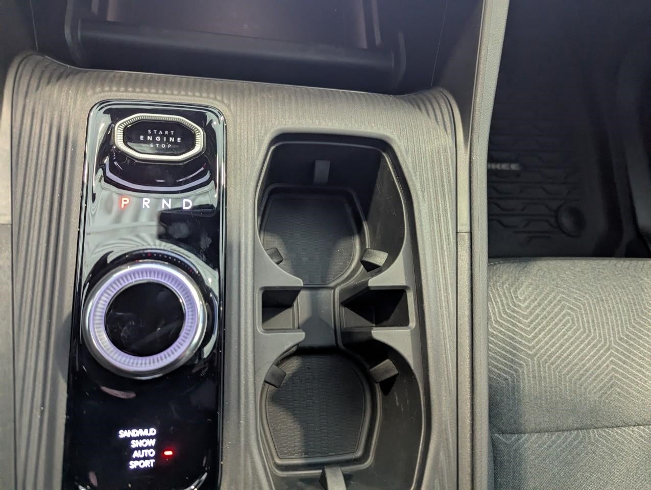2026 Jeep Cherokee CHEROKEE LAREDO 4X4