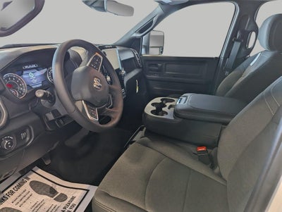 2026 RAM Ram 3500 RAM 3500 TRADESMAN CREW CAB 4X4 6'4' BOX