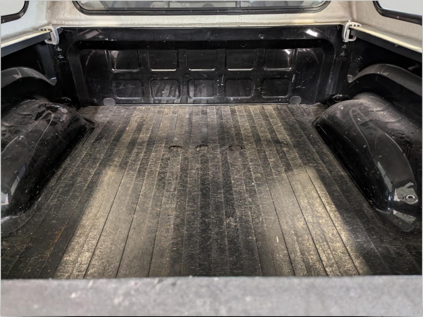 2017 RAM 1500 Express Crew Cab 4x4 5'7' Box