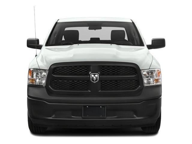 2017 RAM 1500 Express Crew Cab 4x4 5'7' Box