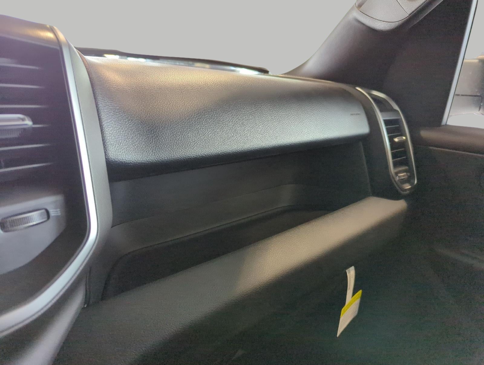2026 RAM 1500 RAM 1500 EXPRESS CREW CAB 4X4 5'7' BOX