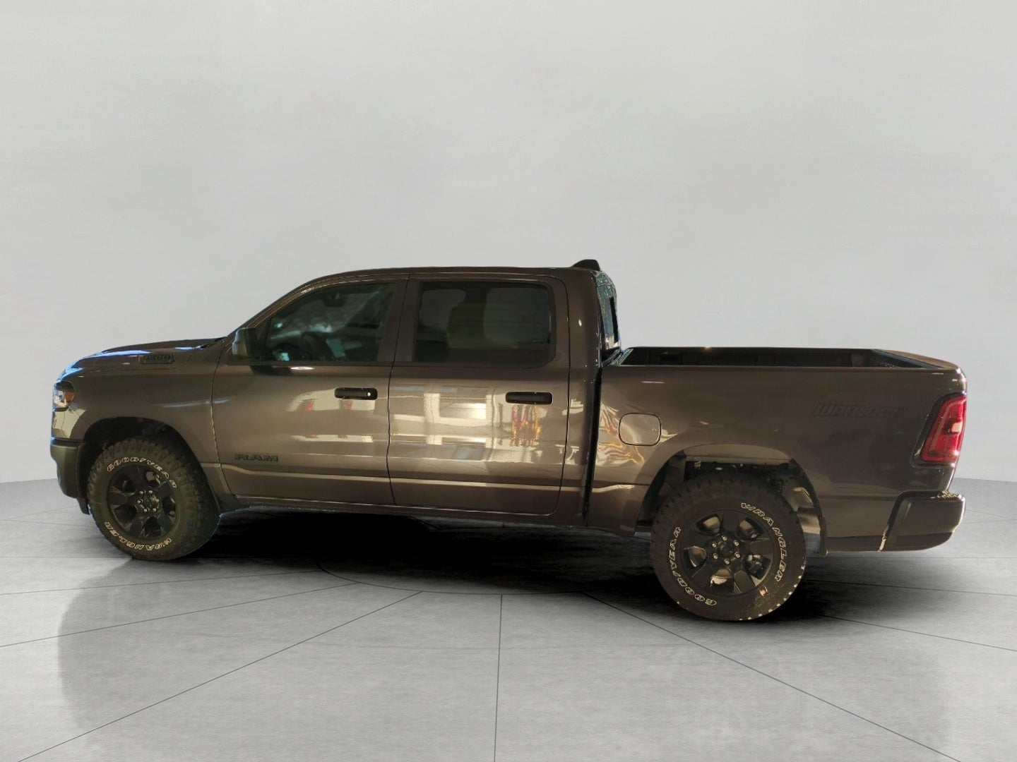 2027 RAM 1500 RAM 1500 WARLOCK CREW CAB 4X4 5'7' BOX