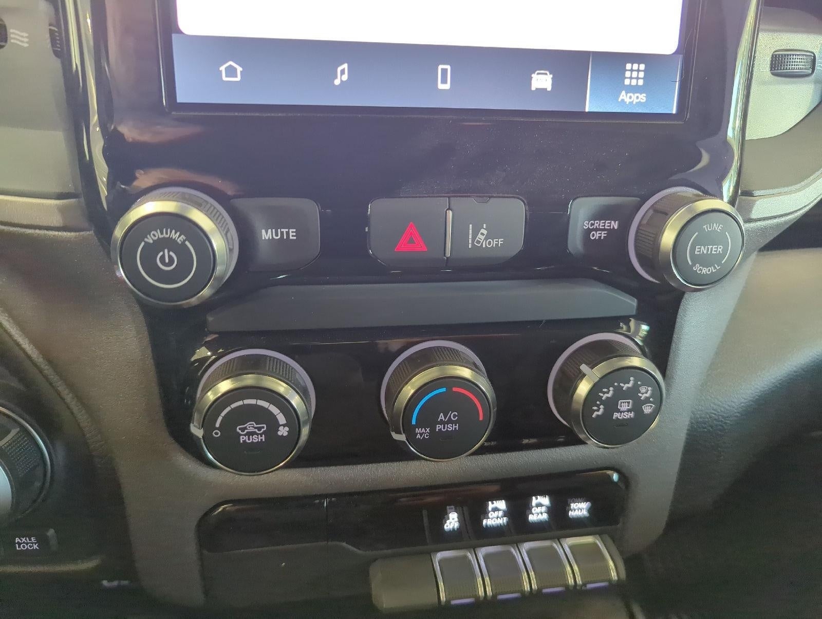 2027 RAM 1500 RAM 1500 WARLOCK CREW CAB 4X4 5'7' BOX