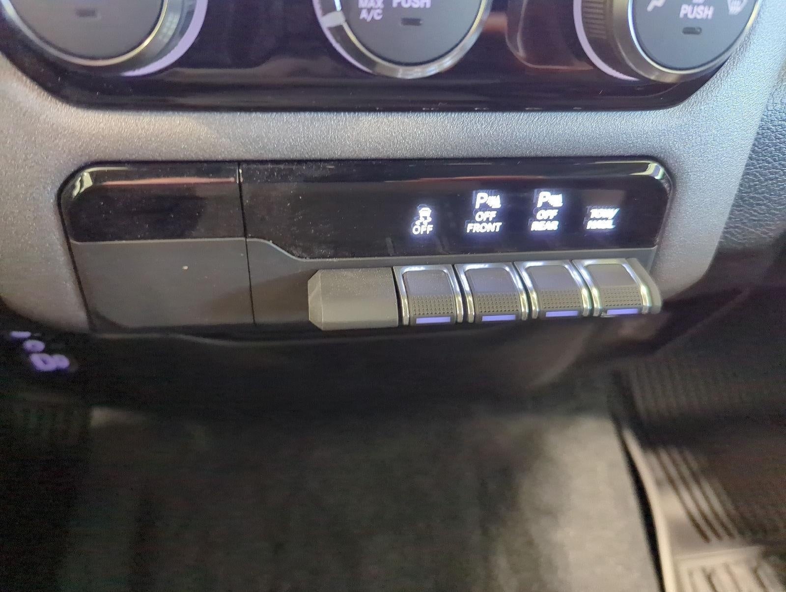 2027 RAM 1500 RAM 1500 WARLOCK CREW CAB 4X4 5'7' BOX
