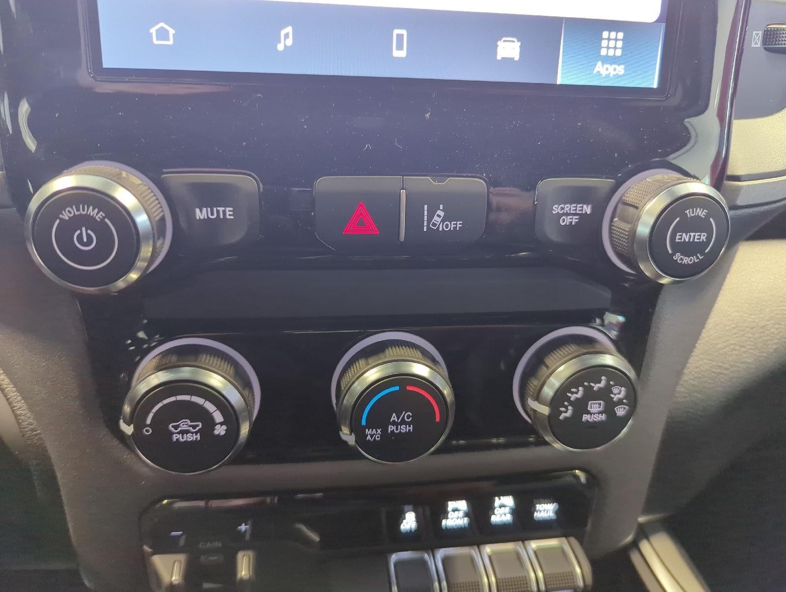 2027 RAM 1500 RAM 1500 EXPRESS CREW CAB 4X4 5'7' BOX