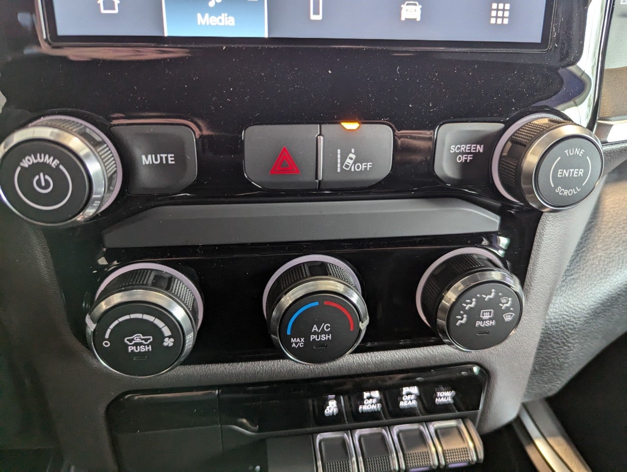 2026 RAM Ram 1500 RAM 1500 EXPRESS CREW CAB 4X4 5'7' BOX