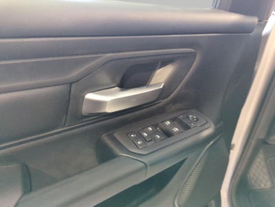 2027 RAM 1500 RAM 1500 EXPRESS CREW CAB 4X4 5'7' BOX