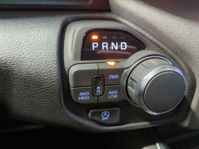 2027 RAM 1500 RAM 1500 EXPRESS CREW CAB 4X4 5'7' BOX