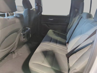 2027 RAM 1500 RAM 1500 EXPRESS CREW CAB 4X4 5'7' BOX