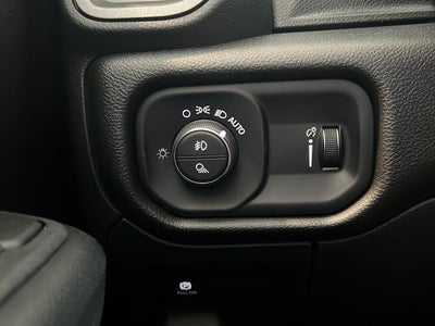 2026 RAM 1500 Warlock Crew Cab 4x4 5'7' Box
