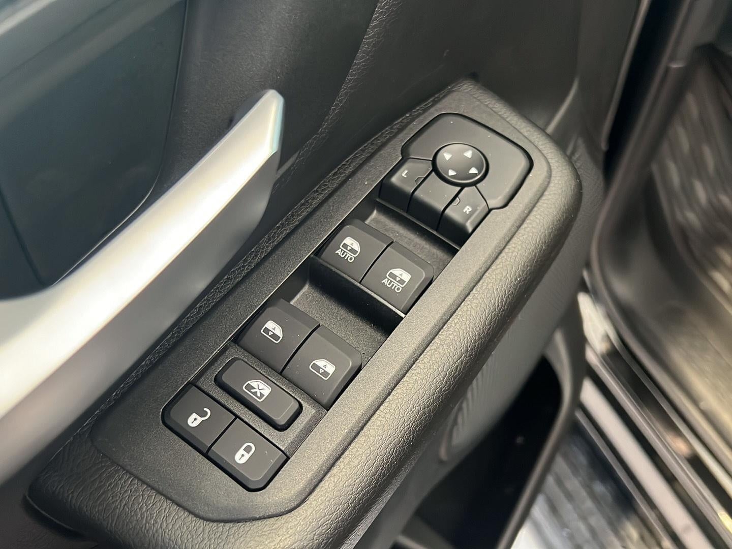 2026 RAM 1500 Warlock Crew Cab 4x4 5'7' Box