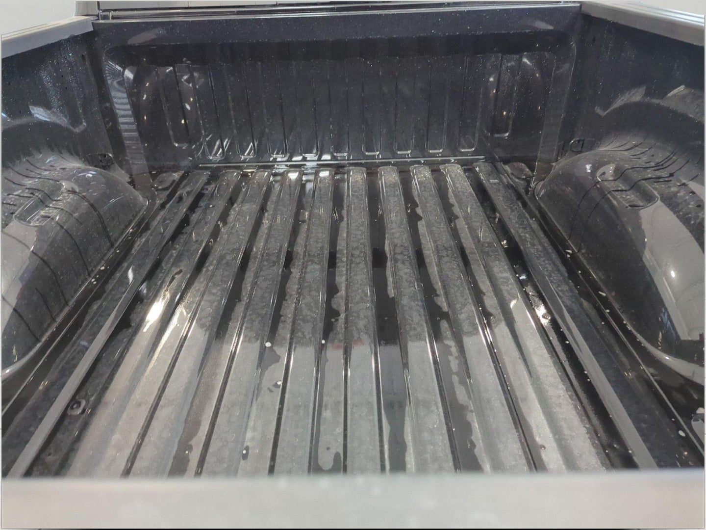 2027 RAM 1500 RAM 1500 WARLOCK CREW CAB 4X4 5'7' BOX