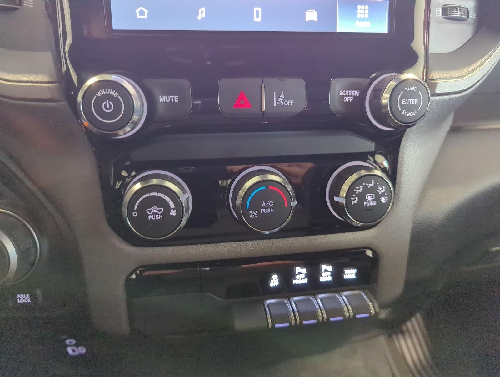 2027 RAM 1500 RAM 1500 WARLOCK CREW CAB 4X4 5'7' BOX