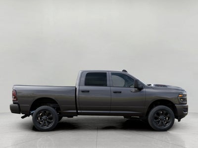 2026 RAM Ram 2500 RAM 2500 BLACK EXPRESS CREW CAB 4X4 6'4' BOX