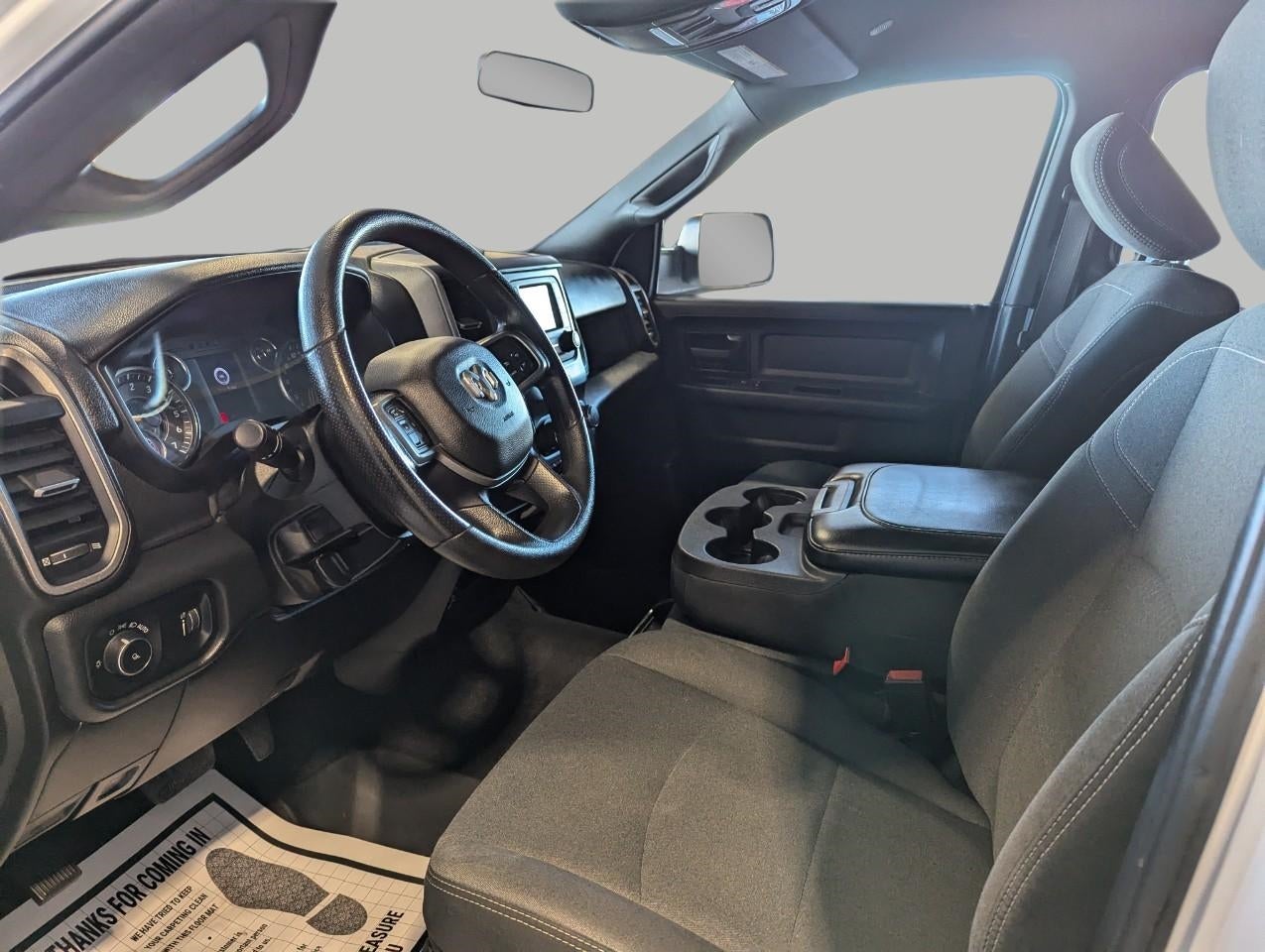 2021 RAM 2500 Tradesman Crew Cab 4x4 6'4' Box