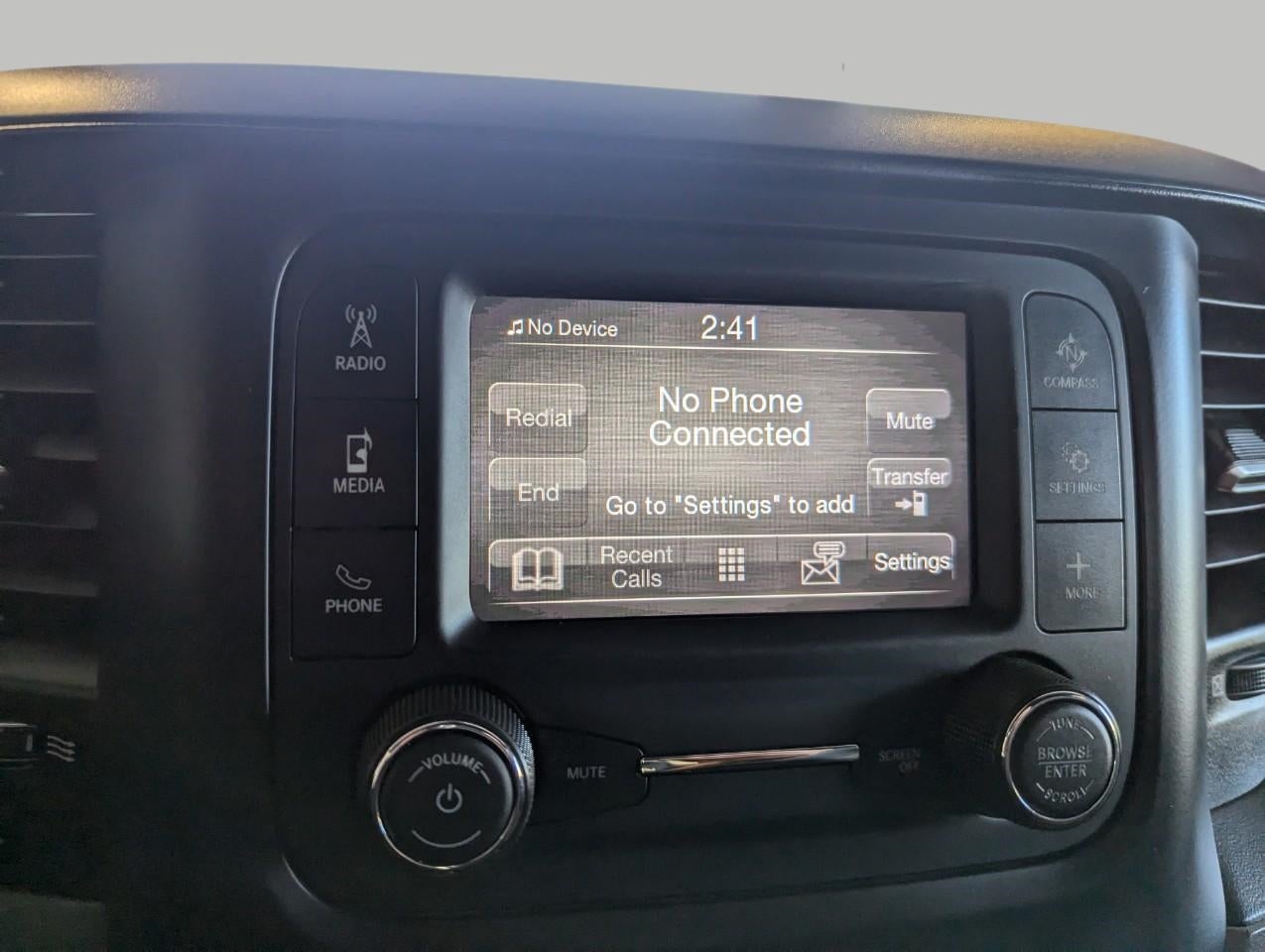 2021 RAM 2500 Tradesman Crew Cab 4x4 6'4' Box