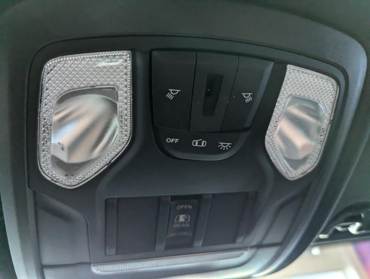 2021 RAM 2500 Tradesman Crew Cab 4x4 6'4' Box