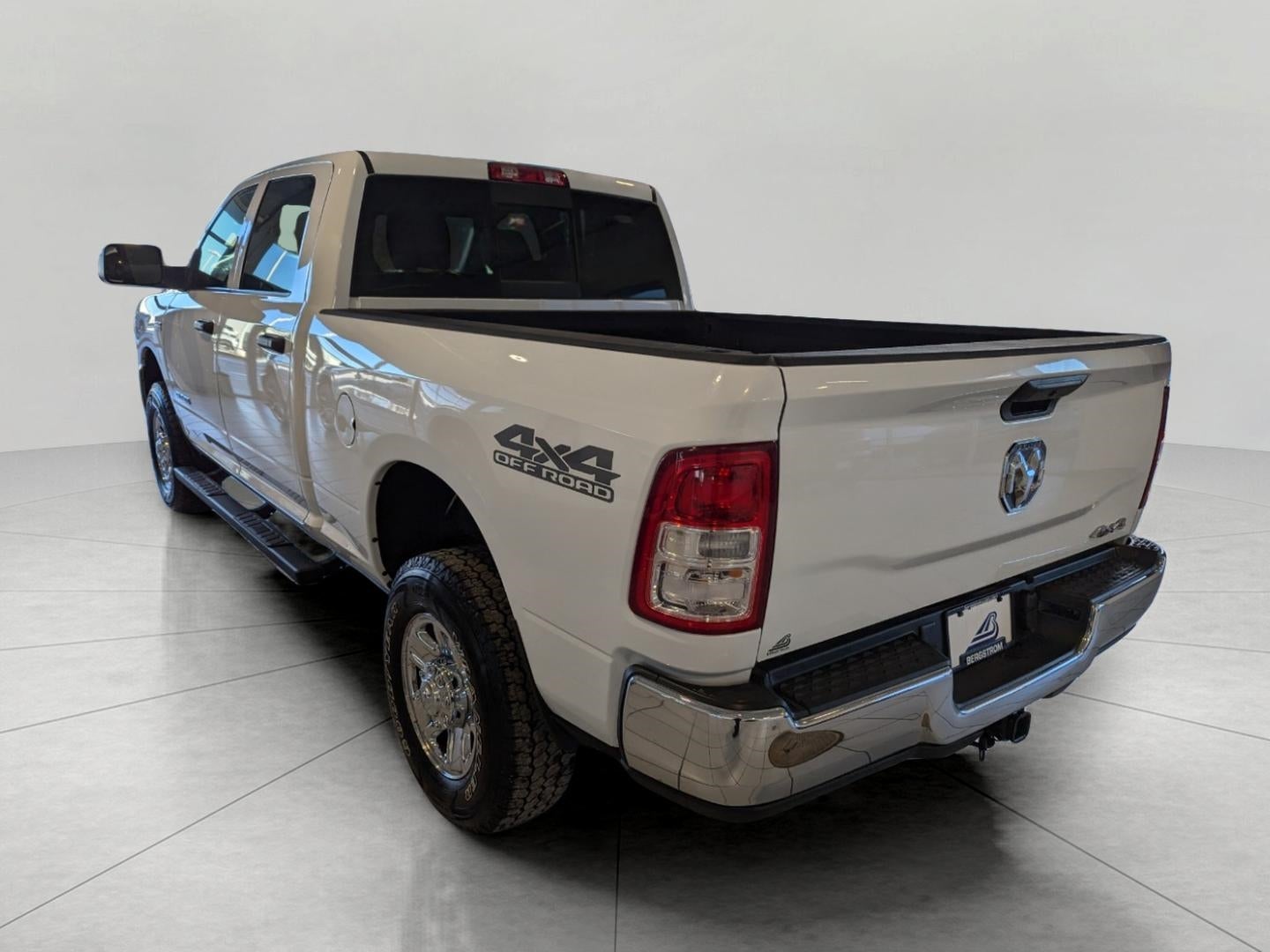 2021 RAM 2500 Tradesman Crew Cab 4x4 6'4' Box