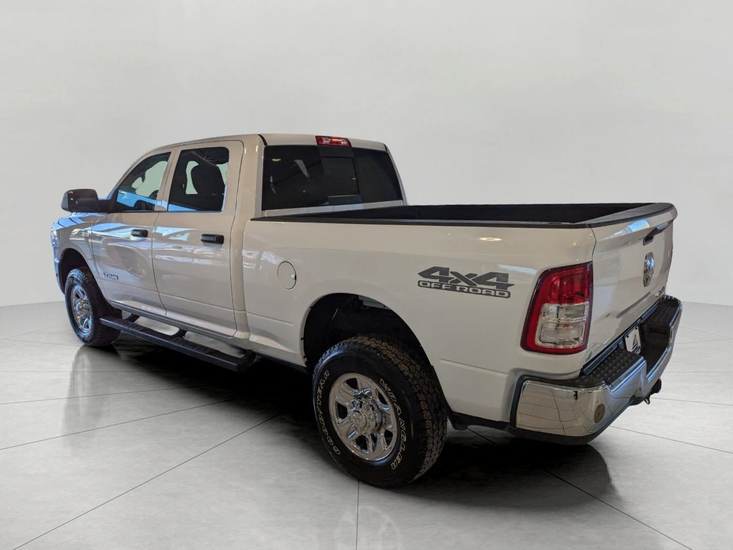 2021 RAM 2500 Tradesman Crew Cab 4x4 6'4' Box