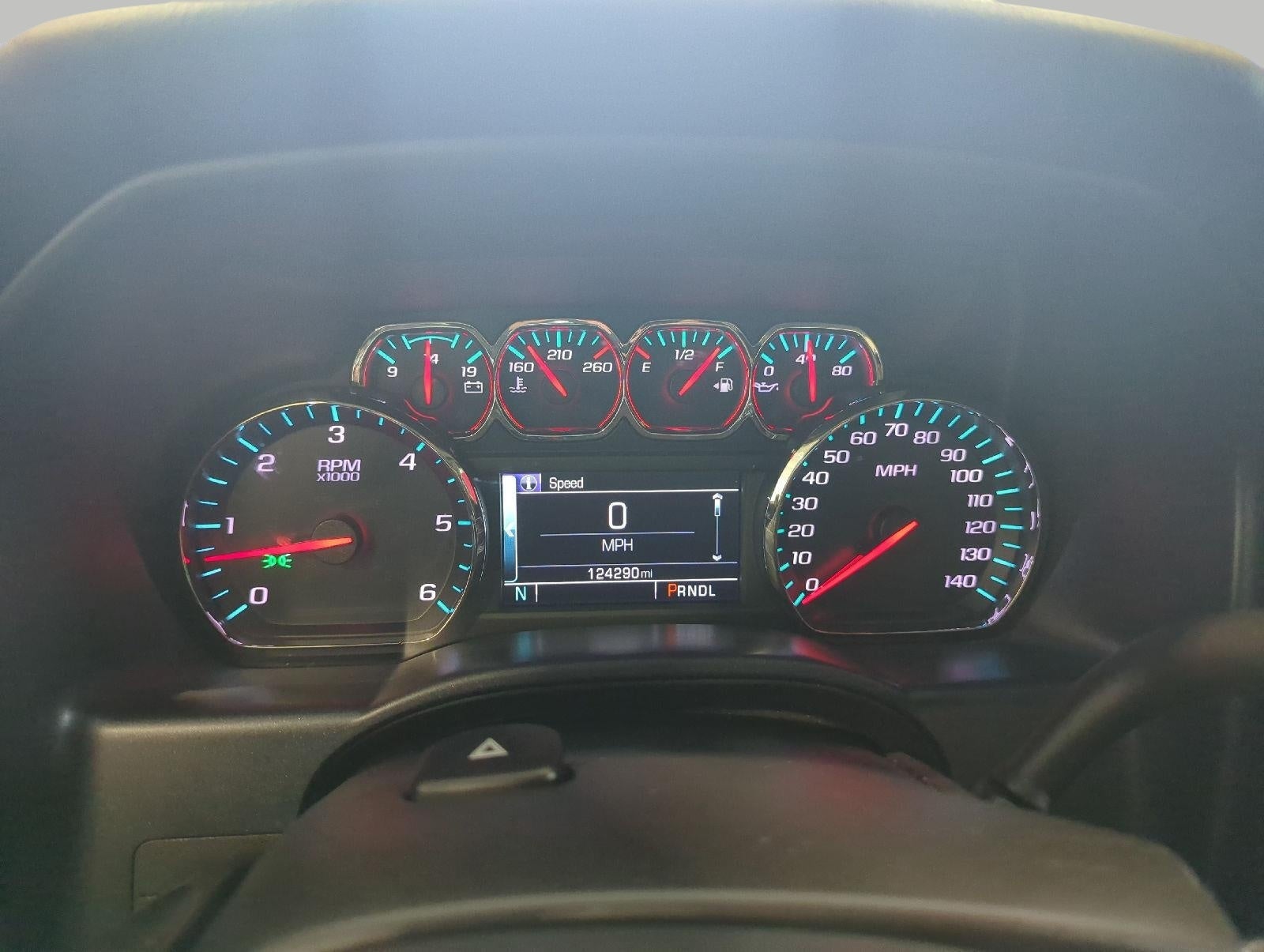 2018 Chevrolet SILVERADO 1500 1LT
