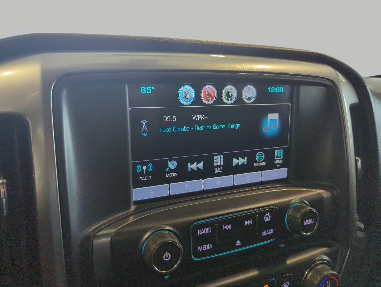 2018 Chevrolet SILVERADO 1500 1LT