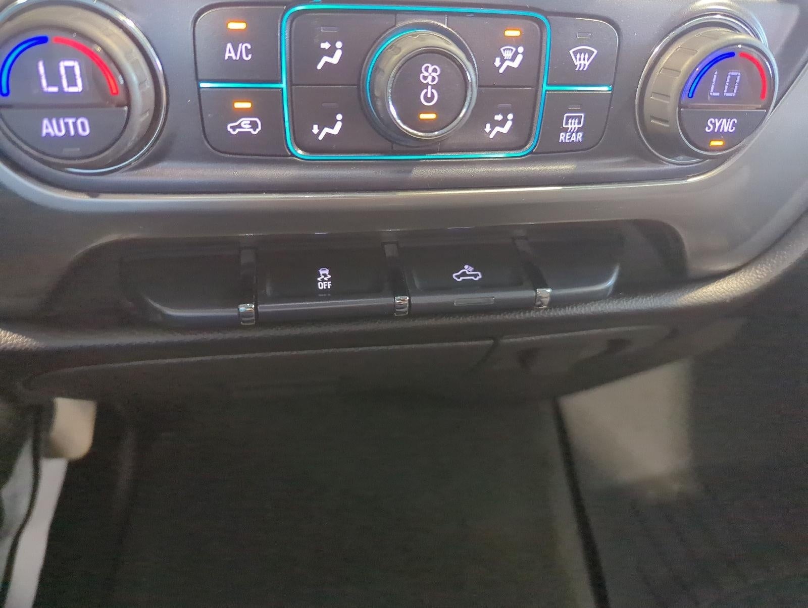 2018 Chevrolet SILVERADO 1500 1LT