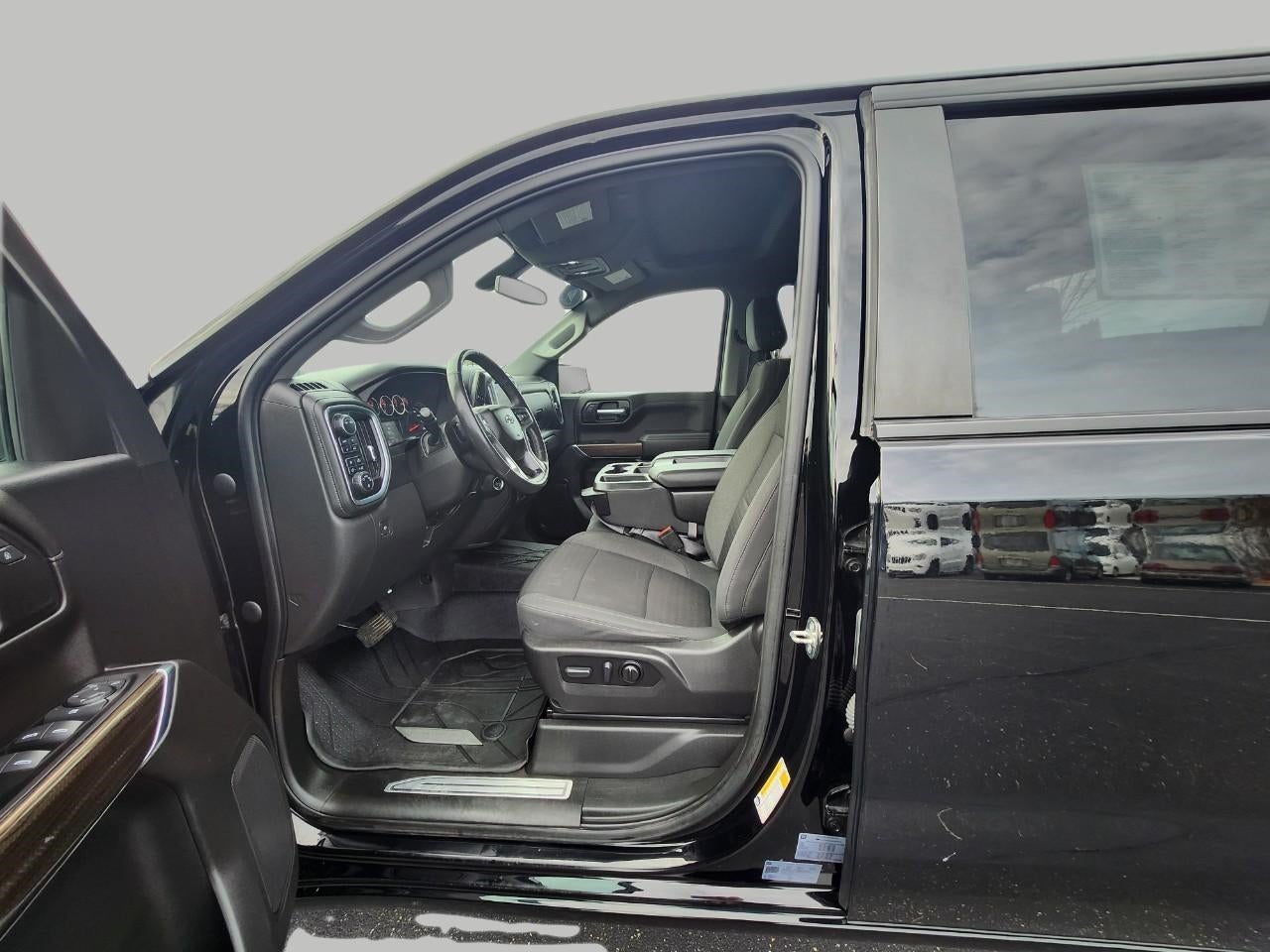 2022 Chevrolet Silverado 1500 LTD 4WD Crew Cab Short Bed RST