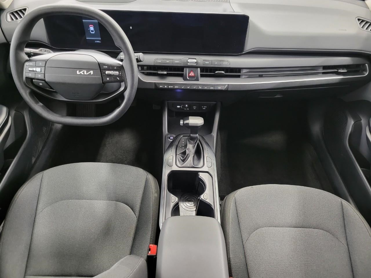 2025 Kia K4 LXS FWD