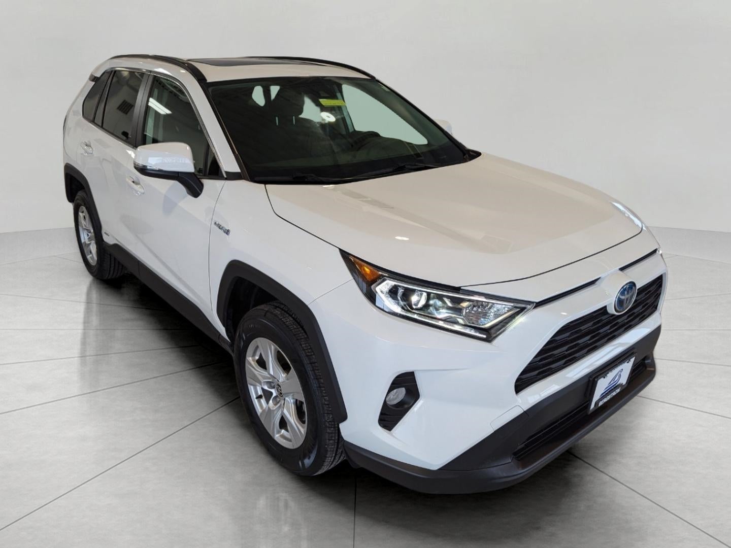 2020 Toyota RAV4 Hybrid XLE
